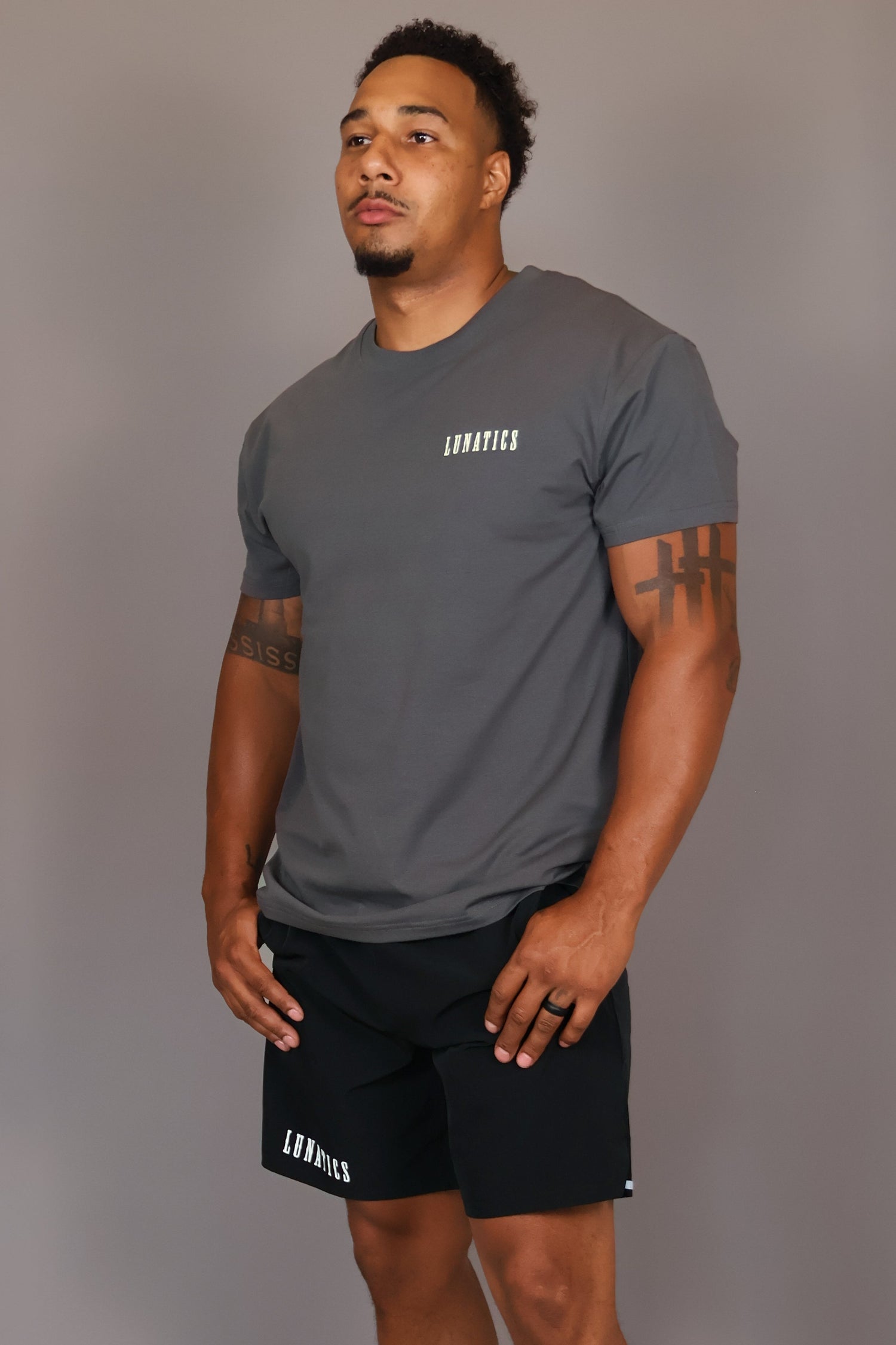 Men's Tops